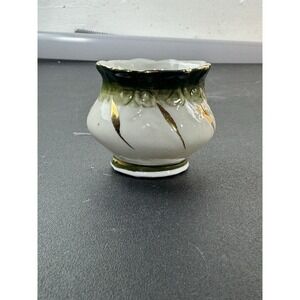 Vintage Green and Gold Riffled Edge Eggcup Porcelain Shabby‎ Chic Cottage
